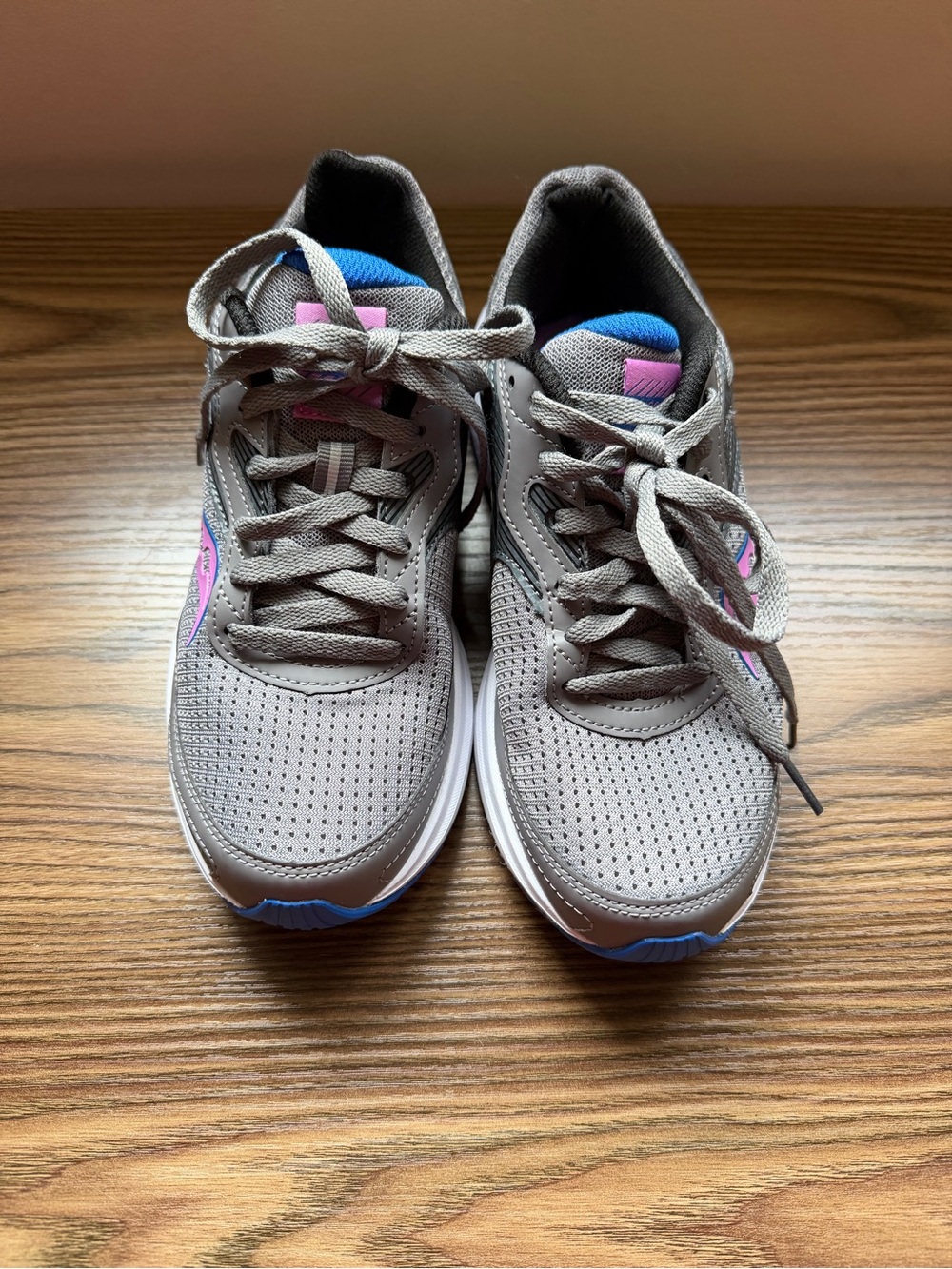 Saucony Women's Cohesion 16 Gravel/Grape Running Shoes 7w